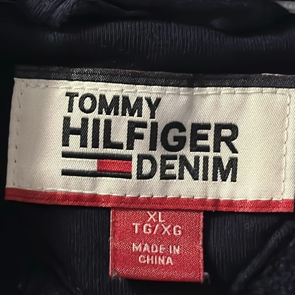 Tommy Hilfiger Men's Quinn Logo Print Fleece Pullover Navy Blue & Red Hoodie XL